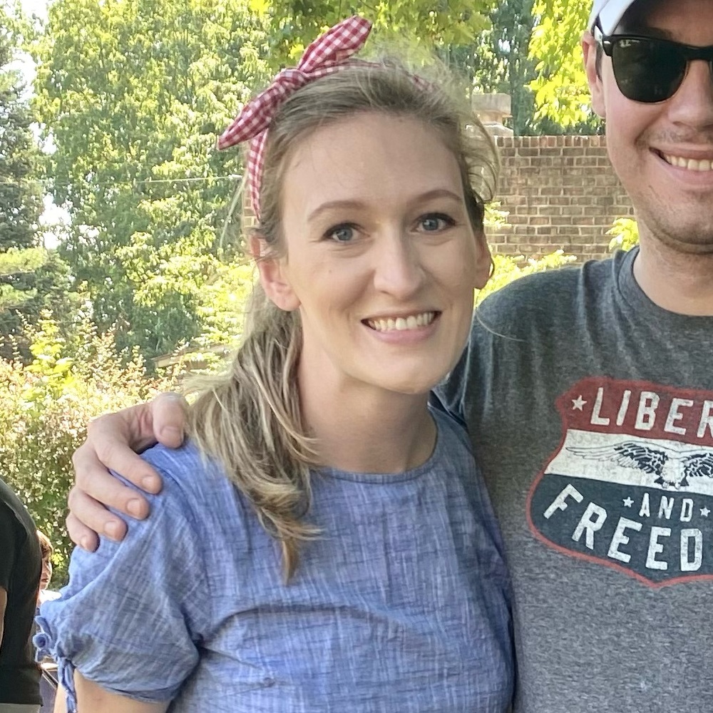 Meet your Posher, Alicia